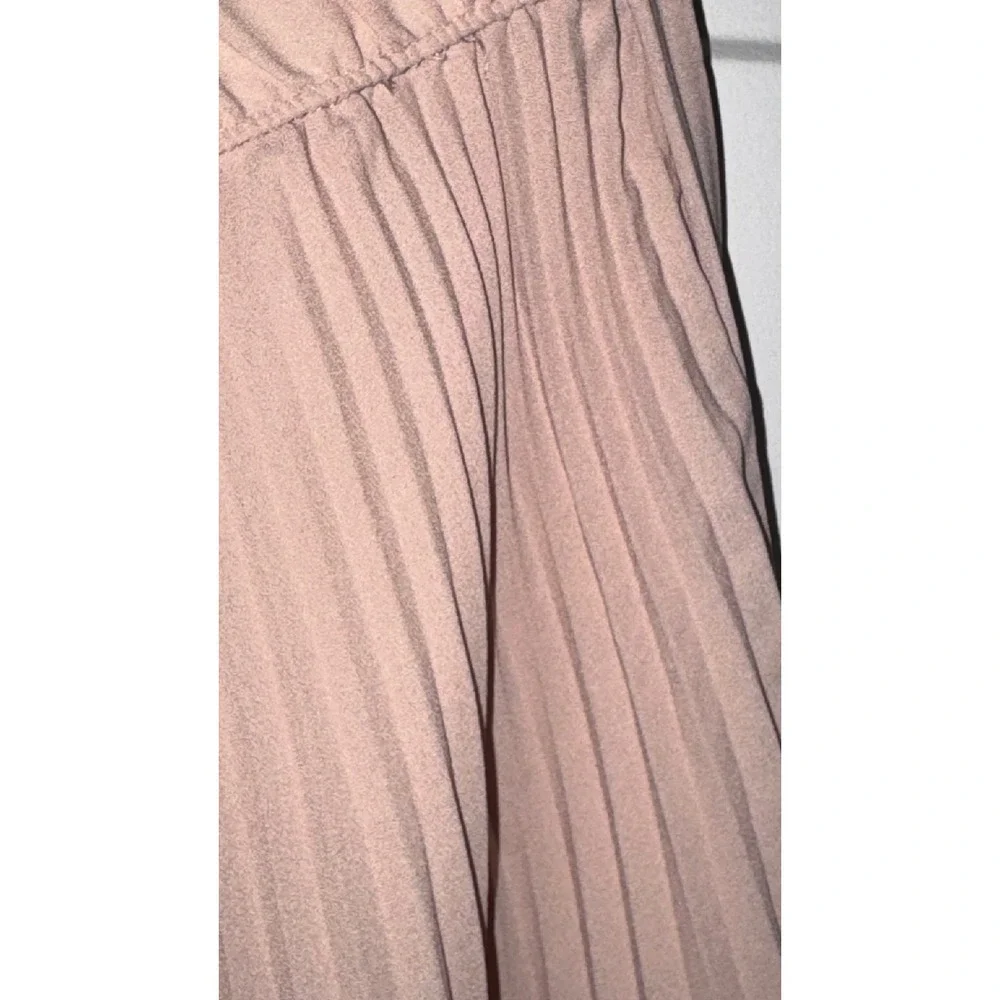 Banana Republic Pleated Mini Skirt Blush Pink Elastic Waist Lined Size 6